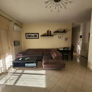 Appartamento Izi, Vlorë